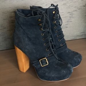 NWT Steve Madden platform booties
